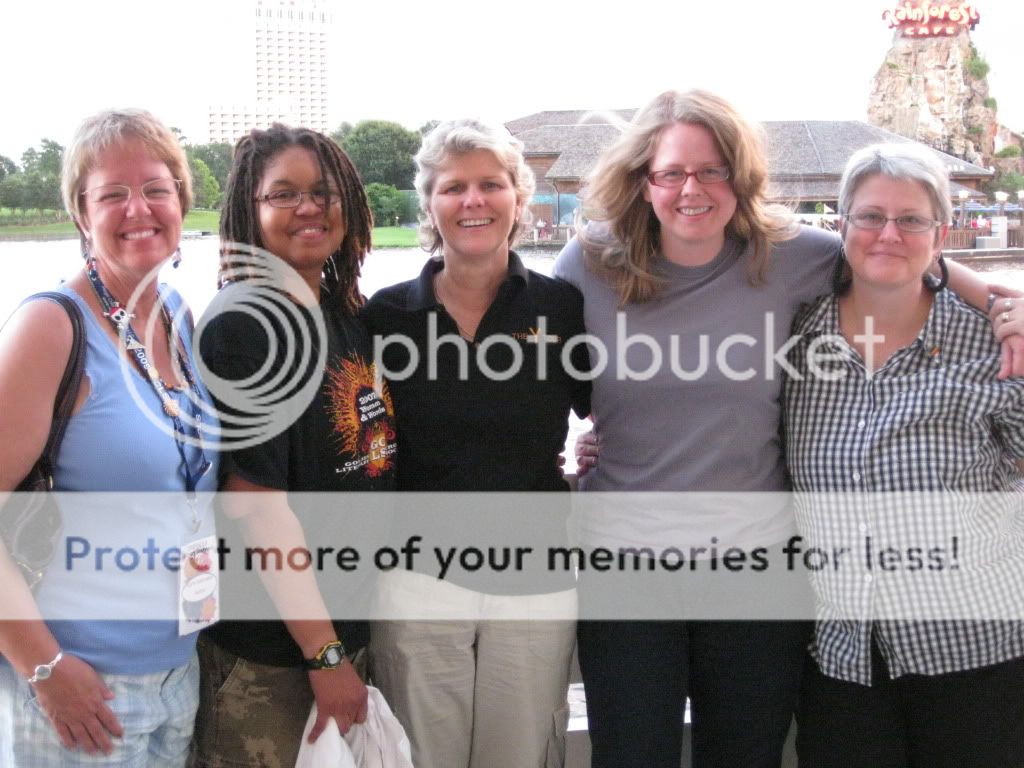 Karin Kallmaker, Dillon Watson, KG MacGregor, Amy Dawson Robertson, Nat Burns Bella Authors Disney Dinner